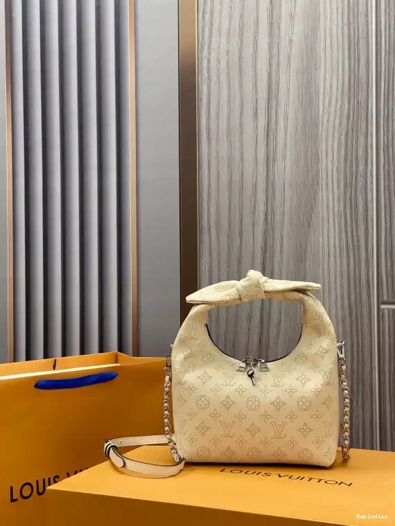 Fake Louis Bags VUITTON LOUIS KNOT PM WHY 0603